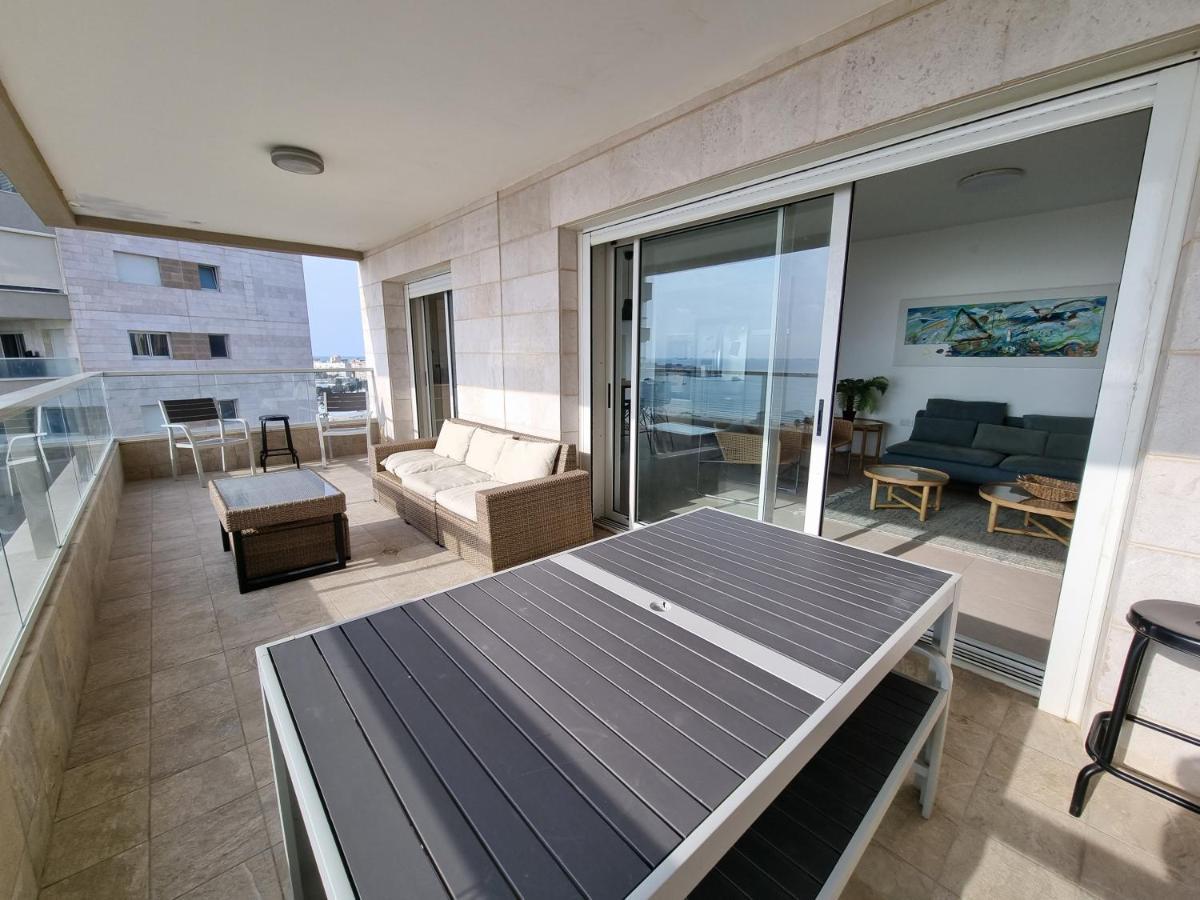 Beachfront Gallery 阿卡 外观 照片