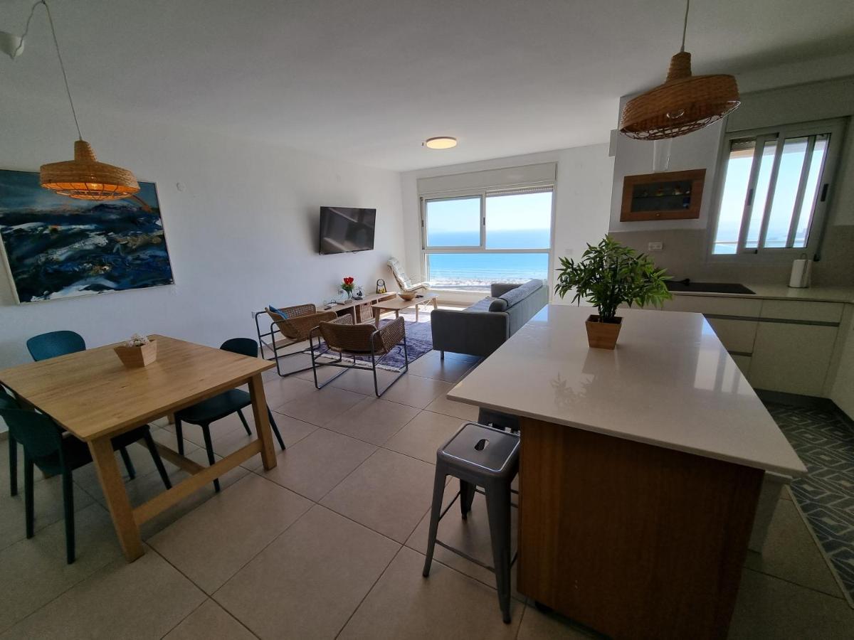 Beachfront Gallery 阿卡 外观 照片