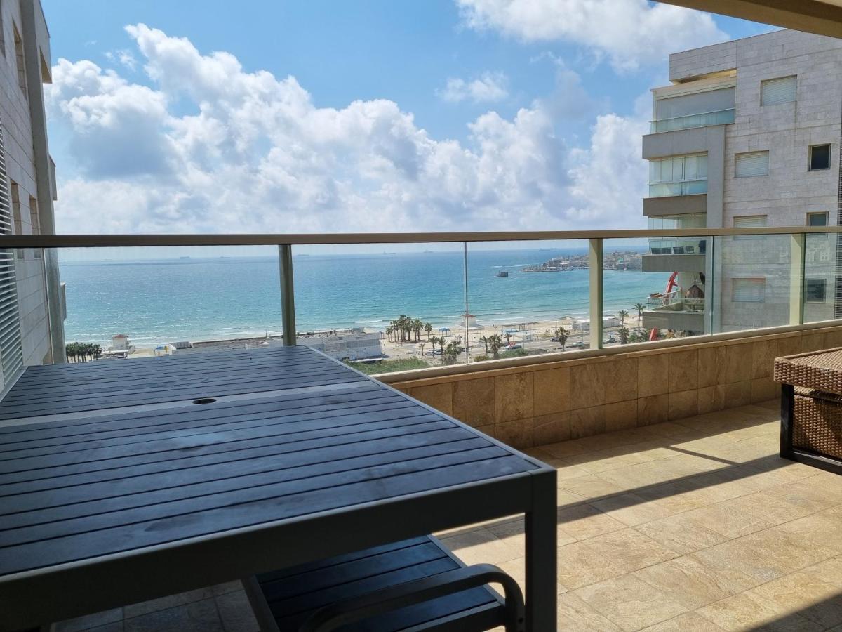 Beachfront Gallery 阿卡 外观 照片