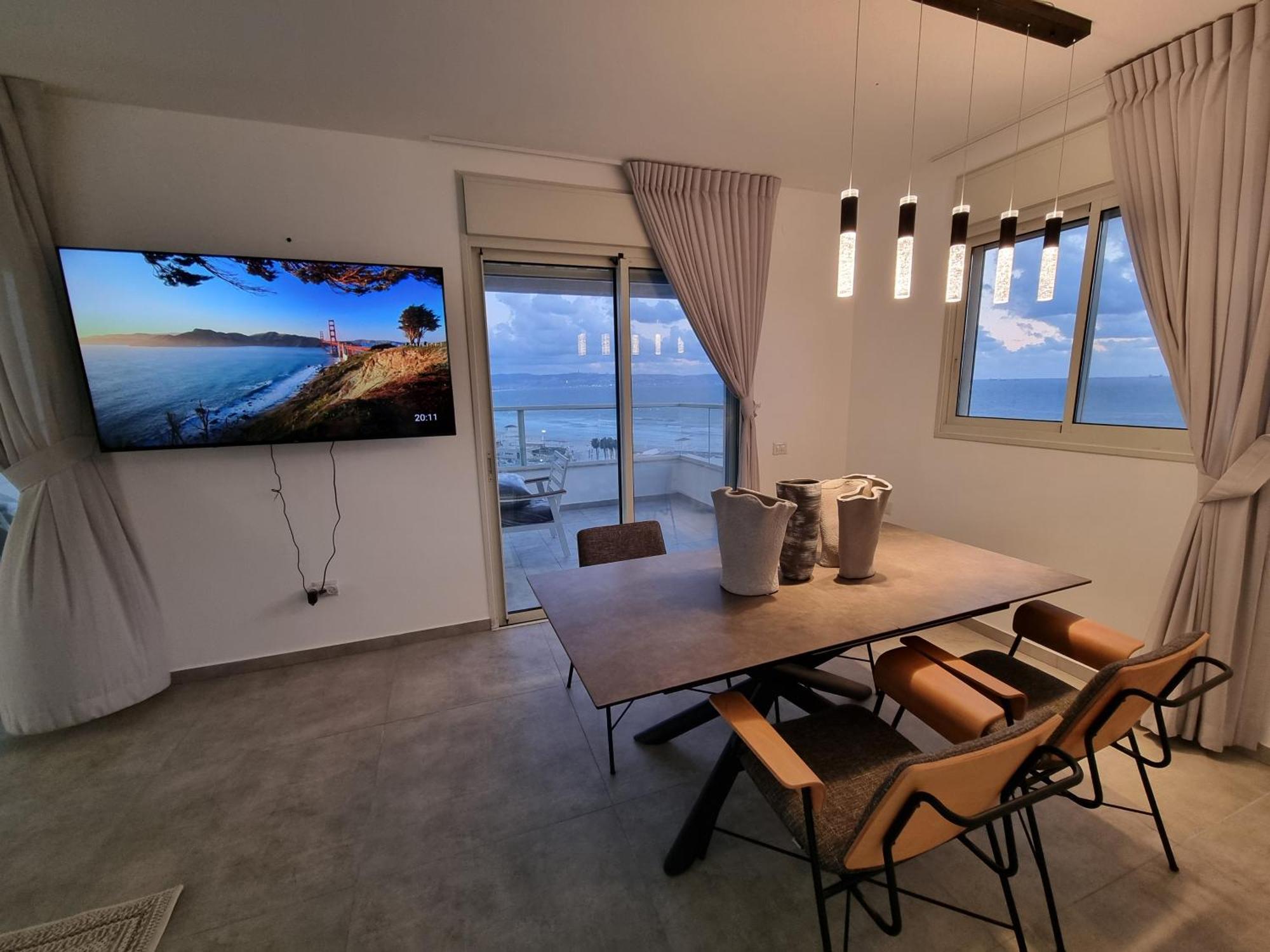 Beachfront Gallery 阿卡 客房 照片