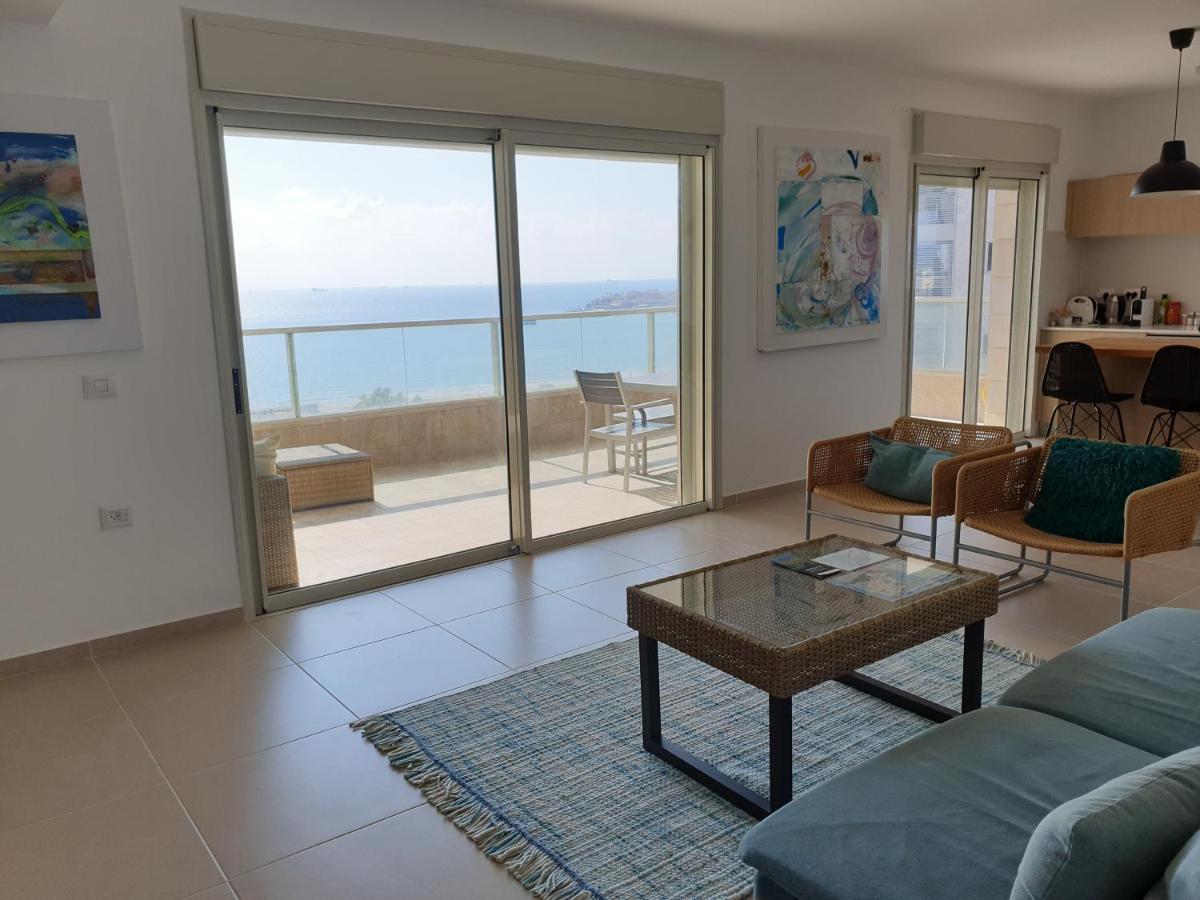 Beachfront Gallery 阿卡 外观 照片